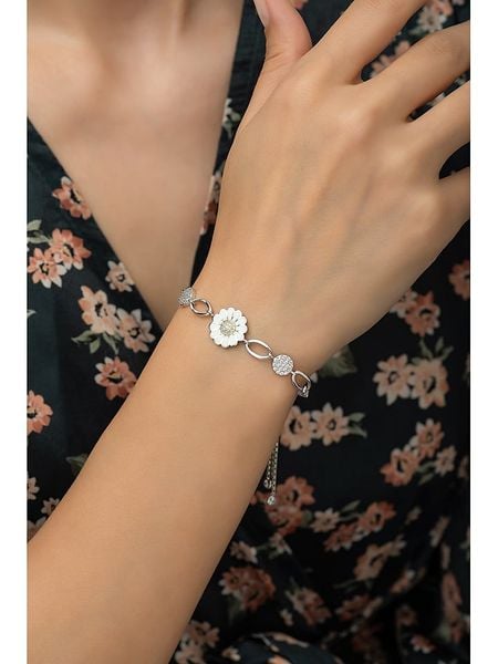 Lodie Silver Srebrna bransoletka z cyrkoniami rozmiar: onesize. Szare bransoletki Lodie Silver, z cyrkonią, srebrne. Za 172.95 zł.