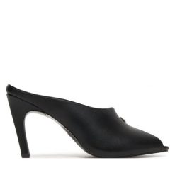 Klapki REPLAY. Czarne klapki Replay, bez wzorów, bez obcasa, bez zapięcia. Za 439.99 zł.