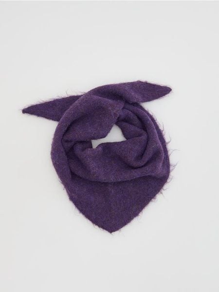 Trójkątna chusta - fioletowy. Fioletowe chusty Reserved, bez wzorów. Za 59.99 zł.