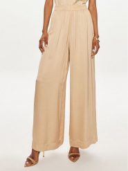 ViCOLO Spodnie materiałowe TB0034 Beżowy Relaxed Fit. Brązowe spodnie materiałowe ViCOLO, bez wzorów, z materiału. Za 509.99 zł.