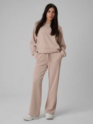 4F Spodnie dresowe z modalem damskie - beżowe L. Brązowe spodnie dresowe 4f, bez wzorów, z dresówki. Za 179.99 zł.