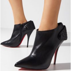 CHRISTIAN LOUBOUTIN - Botki Huguette. Czarne botki CHRISTIAN LOUBOUTIN, bez wzorów, z materiału, eleganckie, bez obcasa, na obcasie, bez zapięcia. Za 2,970.00 zł.