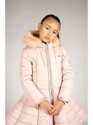 Le Chic Płaszcz pikowany "Belia" w kolorze jasnoróżowym rozmiar: 152. Różowe płaszcze Le Chic, bez wzorów, bez kaptura. Za 275.40 zł.