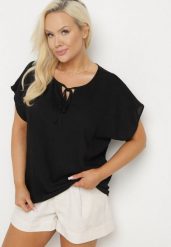 Czarna Bluzka z Wiskozą Wiązana przy Dekolcie Dovarelle. Czarne bluzki Born2be, plus size, bez wzorów, z jeansu, eleganckie, bez kołnierzyka, plus size, bez ramiączek. W wyprzedaży za 38.24 zł.