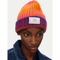 Czapka Guess. Czapki zimowe Guess, z aplikacjami. Za 229.99 zł.