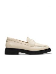 Clarks Skórzane mokasyny "Splend Edge" w kolorze kremowym rozmiar: 36. Brązowe mokasyny Clarks, bez wzorów. Za 304.49 zł.