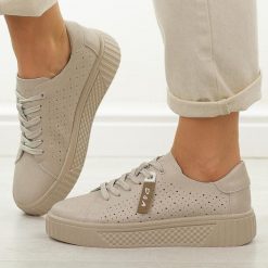 Beżowe skórzane ażurowe półbuty damskie DiA 5938. Brązowe półbuty wsuwane DiA, na jesień, w ażurowe wzory, z dzianiny, casualowe, bez obcasa. Za 239.00 zł.