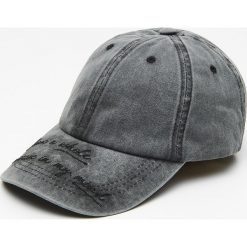 Czapka z daszkiem - Szary. Czapki z daszkiem marki Cropp. Za 34.99 zł.