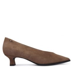 Czółenka Tamaris. Brązowe czółenka Tamaris, bez wzorów, bez obcasa, bez zapięcia. Za 364.99 zł.
