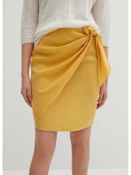 STEFANEL Spódnica w kolorze żółtym rozmiar: 38. Żółte spódnice Stefanel, na co dzień, bez wzorów, mini, proste. Za 122.38 zł.