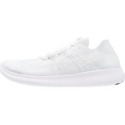 Nike Performance FREE RUN FLYKNIT 2 Obuwie do biegania neutralne white/pure platinum/black. Białe buty treningowe marki Nike Performance, z materiału. W wyprzedaży za 494.10 zł.