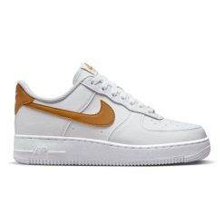 Buty Nike Air Force 1 '07 Next Nature W DN1430-104 białe. Białe buty treningowe Nike, bez wzorów, z gumy, bez zapięcia, do koszykówki, Nike Air Force. Za 928.11 zł.