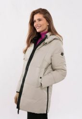 Ciepła, krótka kurtka J-GIULIA. Brązowe kurtki Volcano, na zimę, xl, bez wzorów, z dzianiny. Za 399.99 zł.
