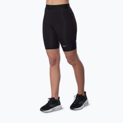 Spodenki do biegania damskie Mizuno Core Impulse Mid. Czarne szorty sportowe Mizuno, bez wzorów, z materiału, do biegania. Za 189.99 zł.