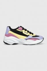 Ellesse sneakersy kolor fioletowy. Fioletowe buty sportowe lifestyle Ellesse, bez wzorów, sportowe, z okrągłym noskiem, bez zapięcia. W wyprzedaży za 324.99 zł.