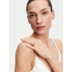 Pierścionek Guess. Żółte pierścionki Guess, złote. Za 139.99 zł.