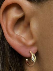 Les Favorites Pozłacane kolczyki-półkreole z cyrkoniami rozmiar: onesize. Zielone kolczyki Les Favorites, z cyrkonią, pozłacane. Za 108.99 zł.