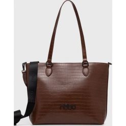 Nobo torebka kolor brązowy. Brązowe shopper bag NOBO, bez wzorów, na ramię, bez dodatków. W wyprzedaży za 179.99 zł.