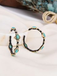 L'Atelier de Gaia Pozłacane kolczyki-półkreole z turkusem i cyrkoniami rozmiar: onesize. Czarne kolczyki L'Atelier de Gaia, z cyrkonią, pozłacane. Za 148.26 zł.