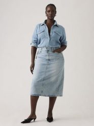 Levi's Spódnica dżinsowa w kolorze błękitnym rozmiar: W29. Niebieskie spódnice Levi's, na co dzień, s, z aplikacjami, z bawełny, klasyczne, midi, proste. Za 234.95 zł.