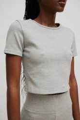 Top z krótkim rękawem w kolorze GREY - CHEERS-L. Szare topy sportowe Marsala, l, bez wzorów, z bawełny, na fitness i siłownię. Za 159.90 zł.