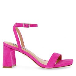 Sandały Steve Madden. Czerwone sandały Steve Madden, bez wzorów, bez obcasa, na słupku, bez zapięcia. Za 469.99 zł.