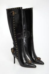 Kozaki VERSACE JEANS COUTURE. Kozaki Versace Jeans Couture, bez wzorów, z jeansu, bez obcasa, bez zapięcia. Za 1,679.00 zł.