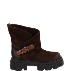 ZAMSZOWE BOTKI 450 CAMOS TDM. Botki Venezia, bez wzorów, ze skóry, bez obcasa, bez zapięcia. Za 279.00 zł.