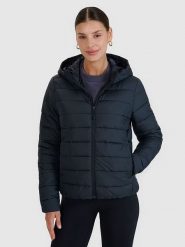 4F Kurtka puchowa w kolorze czarnym rozmiar: L. Czarne kurtki 4f, l, bez wzorów, z puchu, bez kaptura. Za 119.99 zł.