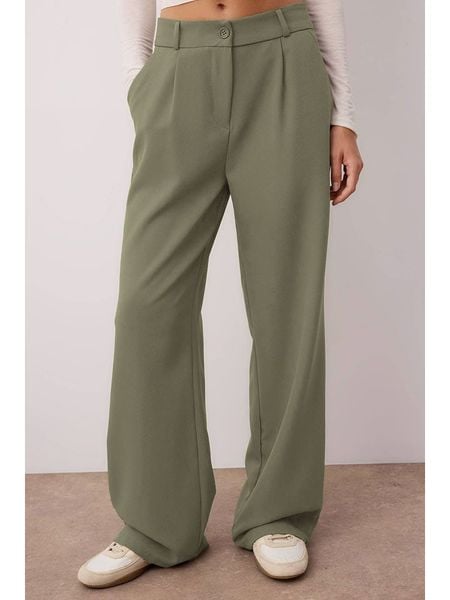 Trendyol Spodnie w kolorze khaki rozmiar: 36. Zielone spodnie materiałowe Trendyol, bez wzorów, z materiału, z podwyższonym stanem. Za 82.95 zł.
