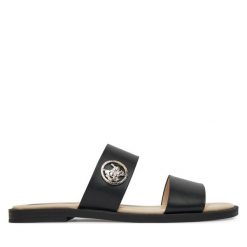 Klapki Beverly Hills Polo Club. Czarne klapki Beverly Hills Polo Club, bez wzorów, bez obcasa, bez zapięcia. Za 139.99 zł.