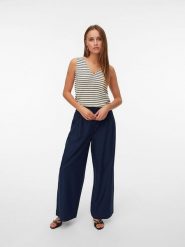 Vero Moda Top w kolorze beżowo-czarnym rozmiar: S. Brązowe topy Vero Moda, s, bez wzorów, bez kołnierzyka, bez ramiączek. Za 75.34 zł.