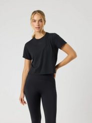 Bjorn_borg BORG CROPPED T-SHIRT z recyklingowanego poliestru. Czarne t-shirty sportowe Björn Borg, l, bez wzorów, bez ramiączek, na fitness i siłownię. Za 247.00 zł.
