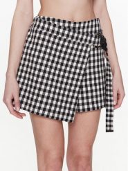 Pinko Szorty materiałowe 100587 A0N0 Czarny Regular Fit. Czarne szorty Pinko, bez wzorów, z bawełny. Za 1,249.00 zł.