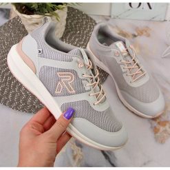 Buty sportowe damskie szare Rieker 40102-40. Szare buty treningowe Rieker, bez wzorów, bez zapięcia. Za 475.98 zł.