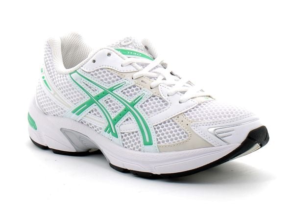 Buty do biegania Asics GEL-1130 Białe. Czarne buty do biegania ASICS, bez wzorów, z materiału, bez zapięcia, do biegania. Za 399.99 zł.