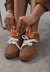 Czarne sportowe buty damskie Potocki 01312. Czarne buty sportowe lifestyle POTOCKI, na lato, bez wzorów, z jeansu, biznesowe, bez zapięcia. Za 139.00 zł.