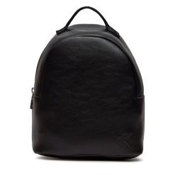 Plecak Calvin Klein Jeans. Czarne plecaki Calvin Klein Jeans, bez wzorów, z jeansu, bez dodatków. Za 299.99 zł.