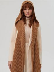 Szalik - beżowy. Brązowe szaliki i kominy Sinsay, bez wzorów, z dzianiny. Za 45.99 zł.