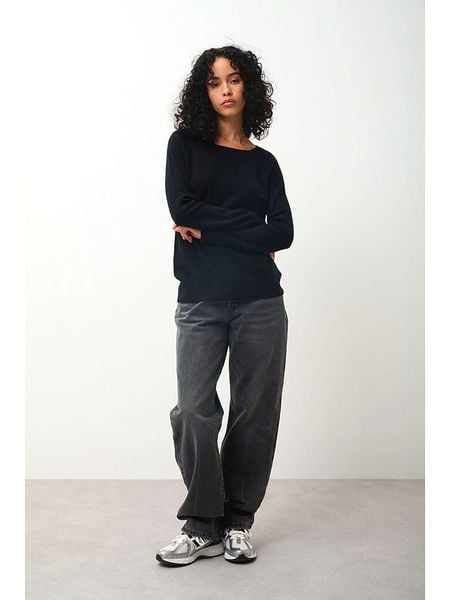 AUTHENTIC CASHMERE Kaszmirowy sweter "Dibona" w kolorze czarnym rozmiar: XXL. Czarne swetry AUTHENTIC CASHMERE, xxl, bez wzorów, z kaszmiru, bez ramiączek. Za 351.38 zł.