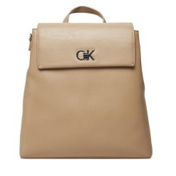 Plecak Calvin Klein. Brązowe plecaki Calvin Klein, bez wzorów, bez dodatków. Za 489.99 zł.