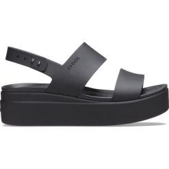 Sandały damskie Crocs CROCBAND. Czarne sandały Crocs, bez wzorów, sportowe, bez obcasa, bez zapięcia. Za 241.96 zł.