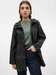 Vero Moda Płaszcz przeciwdeszczowy w kolorze czarnym rozmiar: L. Czarne kurtki przeciwdeszczowe Vero Moda, l, bez wzorów, bez kaptura, outdoorowe. Za 169.95 zł.