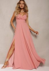 Ciemnoróżowa Elegancka Sukienka o Rozkloszowanym Kroju z Rozcięciem na Ramiączkach z Kopertowym Dekoltem Winelia. Czerwone sukienki Renee, l, bez wzorów, eleganckie, bez kołnierzyka, bez ramiączek, maxi, kopertowe. W wyprzedaży za 183.99 zł.