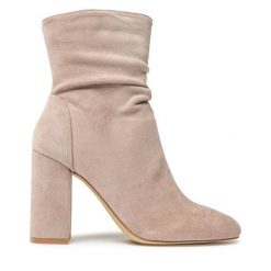 Botki DeeZee. Brązowe botki DeeZee, bez wzorów, bez obcasa, na słupku, bez zapięcia. Za 119.99 zł.