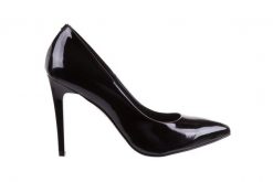Czółenka Bayla-056 1810-07 Czarny Lakier 056545, Skóra lakierowana - 41. Czarne czółenka Bayla, bez wzorów, z lakierowanej skóry, biznesowe, bez obcasa, na szpilce, bez zapięcia. W wyprzedaży za 179.10 zł.