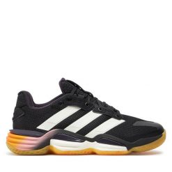 Buty halowe adidas. Czarne buty sportowe lifestyle adidas, bez wzorów, bez zapięcia. Za 429.99 zł.