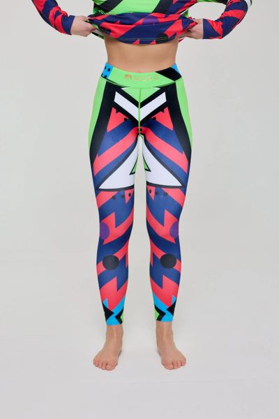 Legginsy termoaktywne Fresh Prince X damskie. Czerwone legginsy OOSC, bez wzorów, z materiału, długie. Za 269.99 zł.