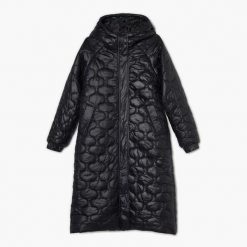 Czarny pikowany płaszcz - Czarny. Czarne płaszcze Cropp, m, bez wzorów, z poliesteru, bez kaptura. Za 229.99 zł.