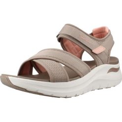 Sandały SKECHERS 164078S Beżowy. Brązowe sandały Skechers, bez wzorów, z materiału, bez obcasa, bez zapięcia. Za 233.99 zł.